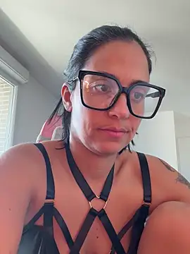 LaPetiteKim online show from 14, 4, 2026