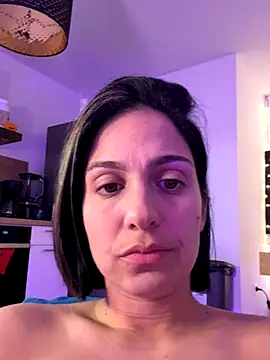 Snapshot of LaPetiteKim chatting on 10, 11, 2025 LaPetiteKim online show from 10, 11, 2025