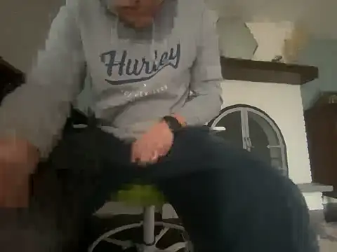 daddyshark83 online show from 5, 3, 2026