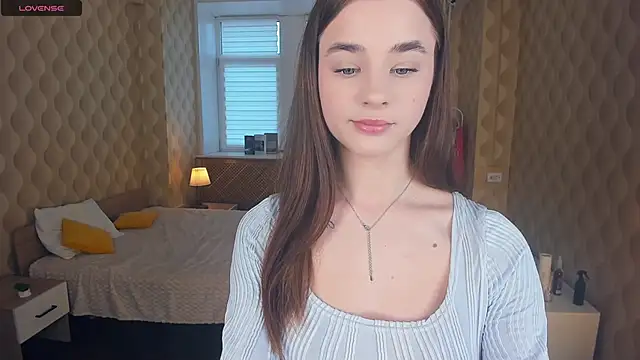 JinnyMcie online show from 10, 11, 2025