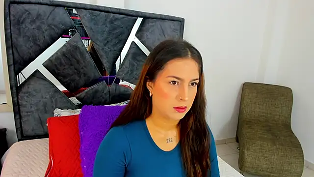 mia fox4 online show from 26, 11, 2025