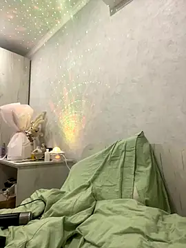  Siennaaa  online show from 18, 11, 2025