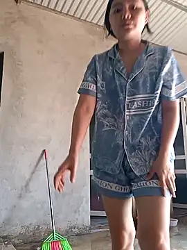 nhimxu online show from 12, 10, 2025