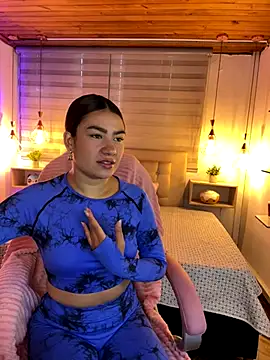tique  online show from 2, 10, 2025