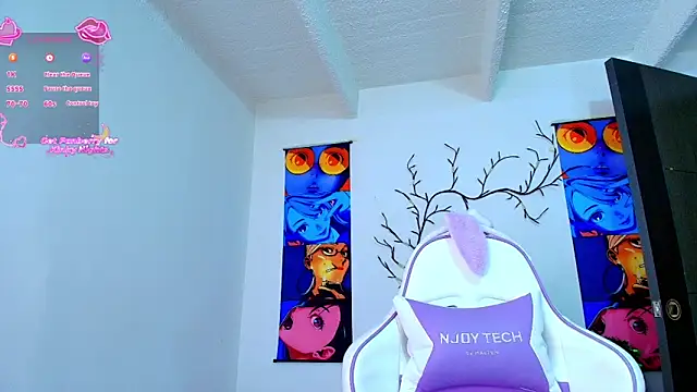 Bennuluspeach  online show from 15, 12, 2025