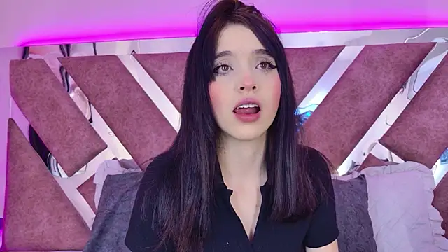 MeganR  online show from 27, 6, 2026