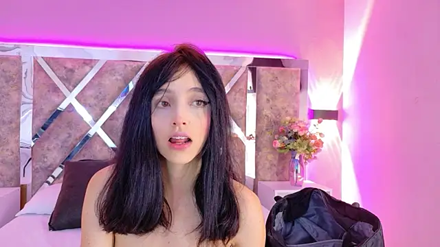Snapshot of MeganR_ chatting on 30, 5, 2026 MeganR online show from 30, 5, 2026