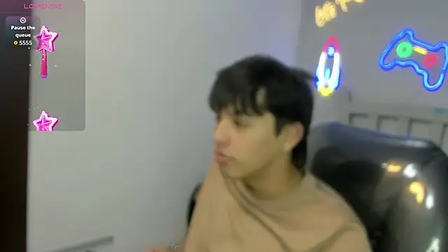 StiwenTwink online show from 19, 12, 2025