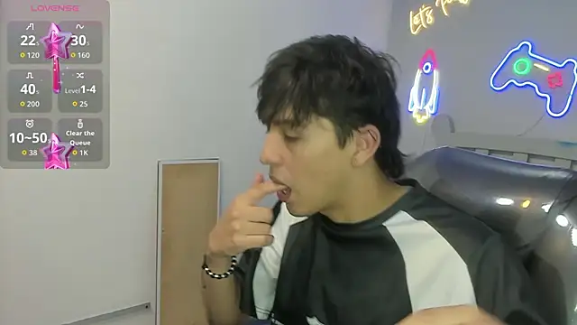 StiwenTwink online show from 20, 12, 2025