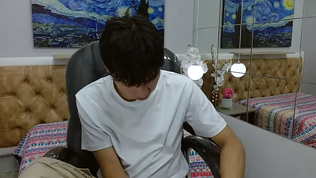 StiwenTwink online show from 4, 12, 2025