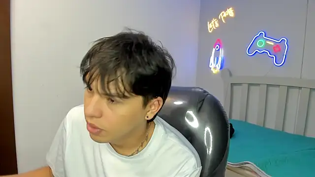 StiwenTwink online show from 4, 11, 2025