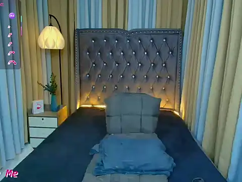 Kaydee Callix online show from 24, 3, 2026