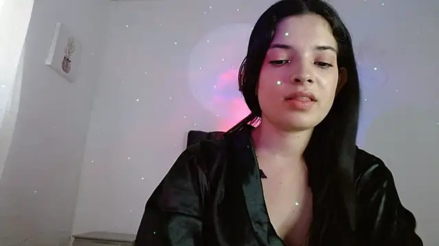 ManuelaDelgado online show from 7, 10, 2025