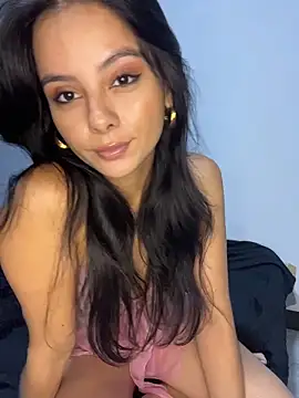 SaraMistick online show from 25, 11, 2025