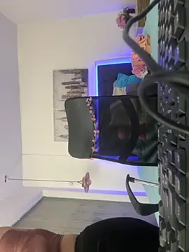 Antonella  b online show from 21, 11, 2025