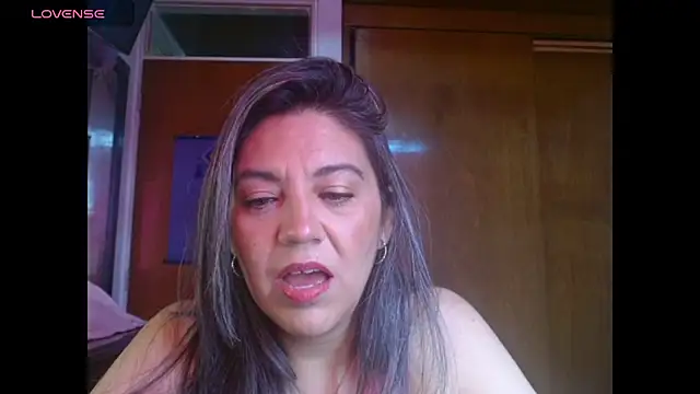 XxAntonellaxxx online show from 18, 11, 2025