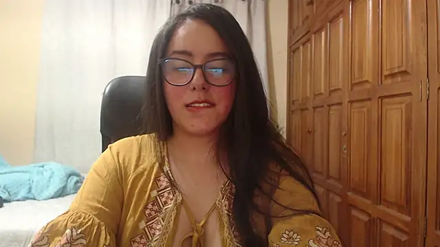 Snapshot of Venus_cat_ chatting on 16, 6, 2026 Venus cat online show from 16, 6, 2026