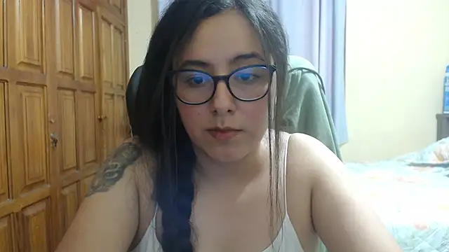 Venus cat  online show from 2, 12, 2025