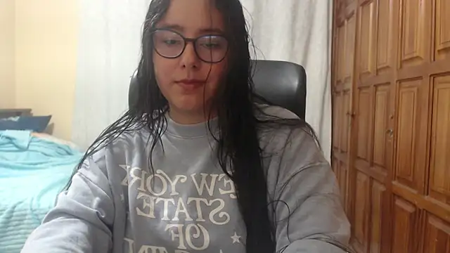 Venus cat  online show from 7, 6, 2026