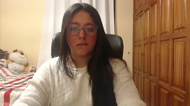 Snapshot of Venus_cat_ chatting on 15, 7, 2026 Venus cat online show from 15, 7, 2026