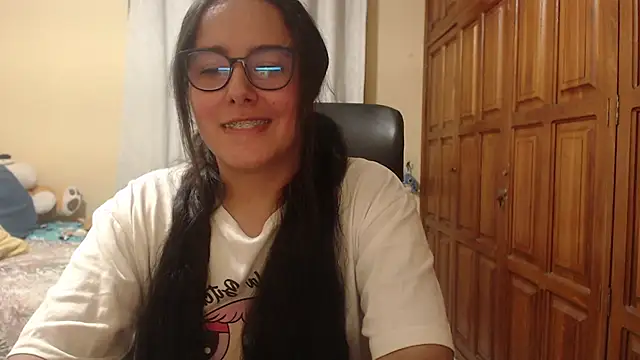 Venus cat  online show from 8, 3, 2026