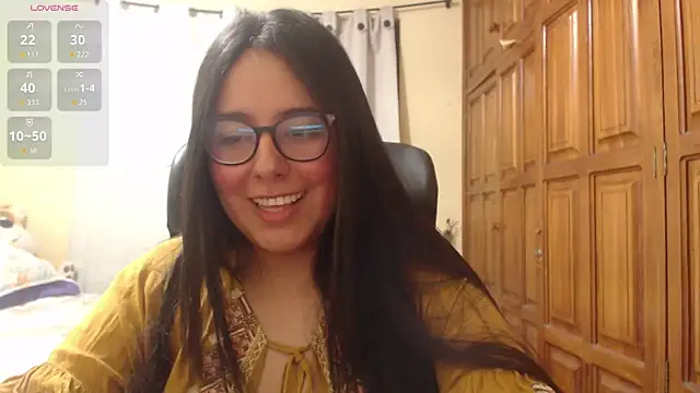 Snapshot of Venus_cat_ chatting on 28, 6, 2026 Venus cat online show from 28, 6, 2026