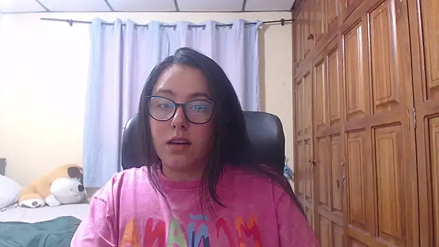 Venus cat  online show from 5, 2, 2026