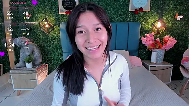 Snapshot of Rubyvixxen_ chatting on 2, 12, 2025 Rubyvixxen online show from 2, 12, 2025