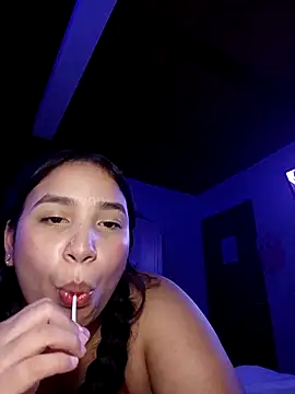 Snapshot of sofii_222 chatting on 9, 11, 2025 sofii 222 online show from 9, 11, 2025