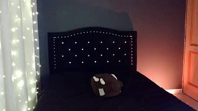 emma web  online show from 6, 4, 2026