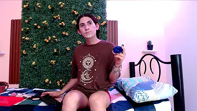 skinyandres online show from 4, 10, 2025