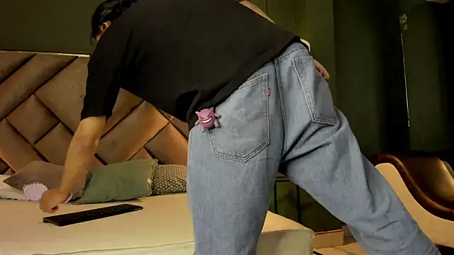 Dickie Dicking online show from 10, 11, 2025