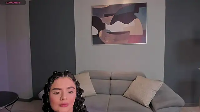 Snapshot of KylieJenkins chatting on 1, 11, 2025 KylieJenkins online show from 1, 11, 2025