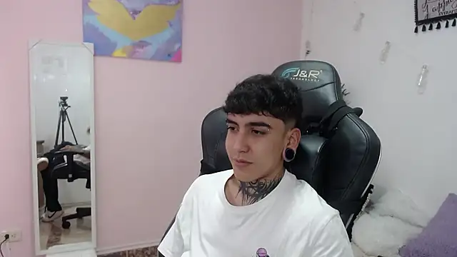 Santiabader Os online show from 2, 10, 2025
