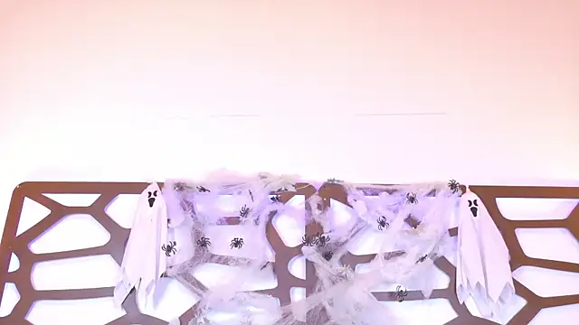 ashley jonee online show from 17, 10, 2025