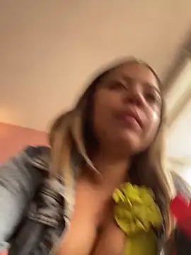 Ada Pink online show from 5, 11, 2025