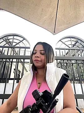 Ada Pink online show from 26, 11, 2025