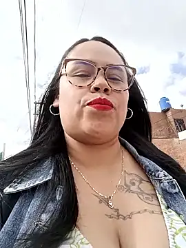 Italia 12 online show from 1, 11, 2025