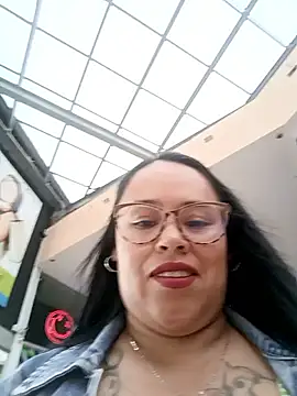 Italia 12 online show from 14, 11, 2025