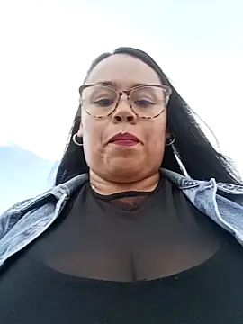 Italia 12 online show from 12, 11, 2025