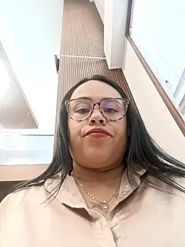 Italia 12 online show from 19, 11, 2025