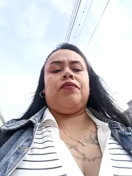 Italia 12 online show from 7, 11, 2025