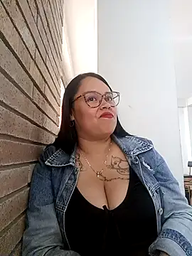 Italia 12 online show from 16, 11, 2025