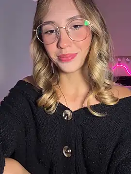 fanyabbey online show from 5, 4, 2026