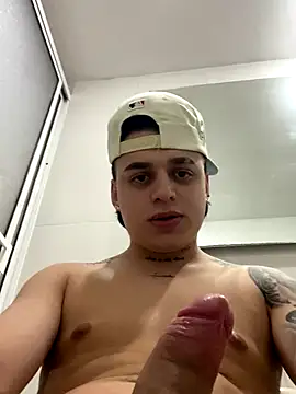 Snapshot of jeff2995_ chatting on 23, 10, 2025 jeff2995 online show from 23, 10, 2025