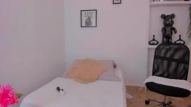 rose blossoom online show from 8, 10, 2025