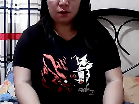 HornyPussie69 online show from 14, 4, 2026