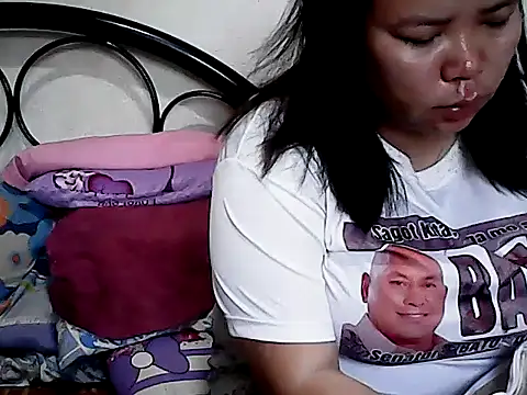 Snapshot of HornyPussie69 chatting on 11, 5, 2026 HornyPussie69 online show from 11, 5, 2026