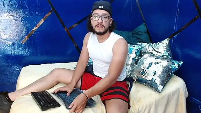 Ethan w12 online show from 5, 10, 2025
