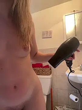 AmberLustXXX online show from 22, 4, 2026